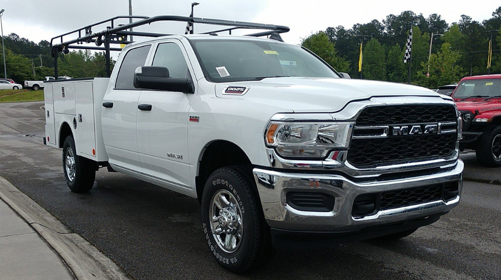 white pick up truck