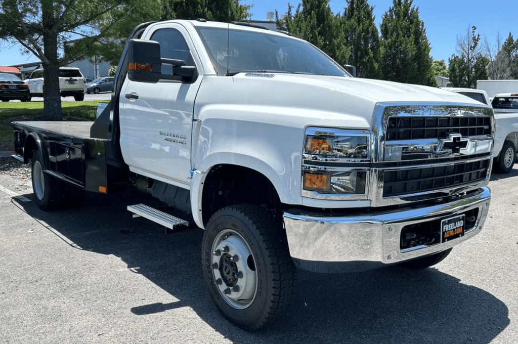 2023 Chevrolet Silverado 4500HD | Regular Cab | 11ft Gooseneck | 4wd | Diesel - New Work Trucks