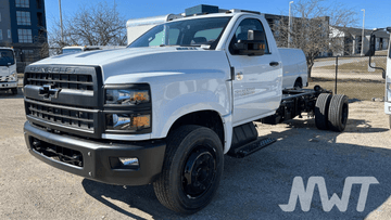 2023 Chevrolet Silverado 5500HD | Regular Cab | Chassis | Diesel - New Work Trucks