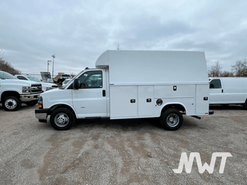 2024 Chevrolet Express 3500 | 12ft Work Box Van - New Work Trucks
