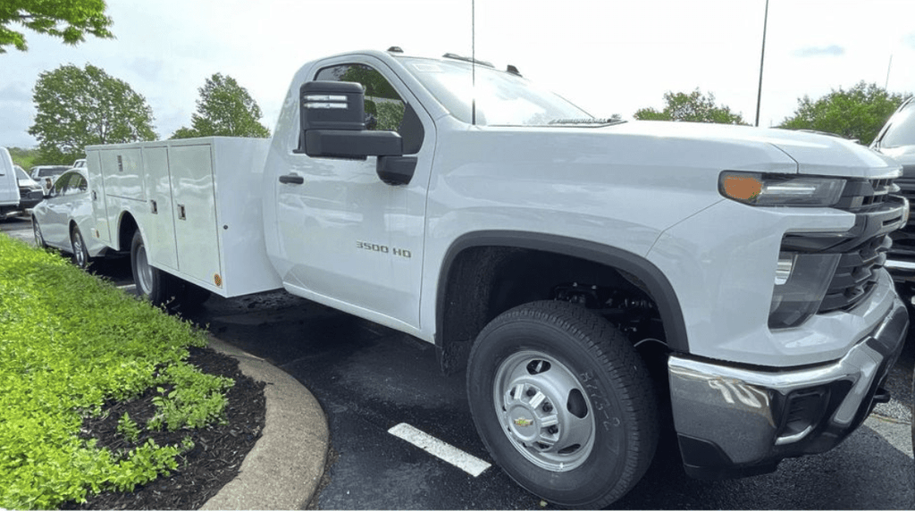 2024 Chevrolet Silverado 3500HD | Regular Cab | 11ft Utility Bed | 4wd | Diesel - New Work Trucks