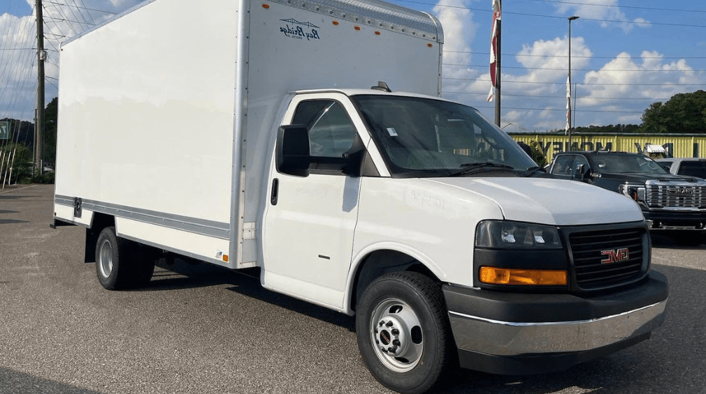 2024 GMC Savanna | 3500 | 16ft | Box Van - New Work Trucks