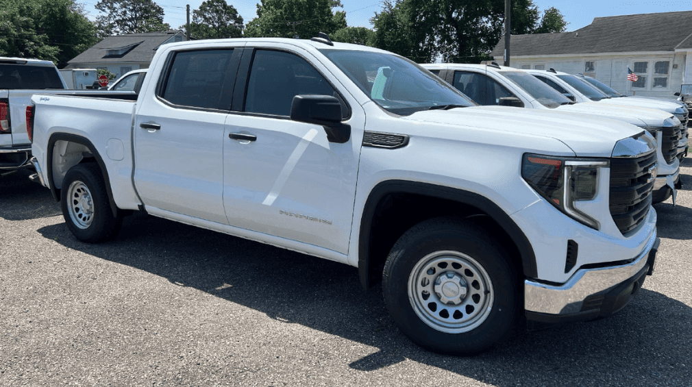 2024 GMC Sierra | 1500 | Crew Cab | Short Bed | 4WD - New Work Trucks