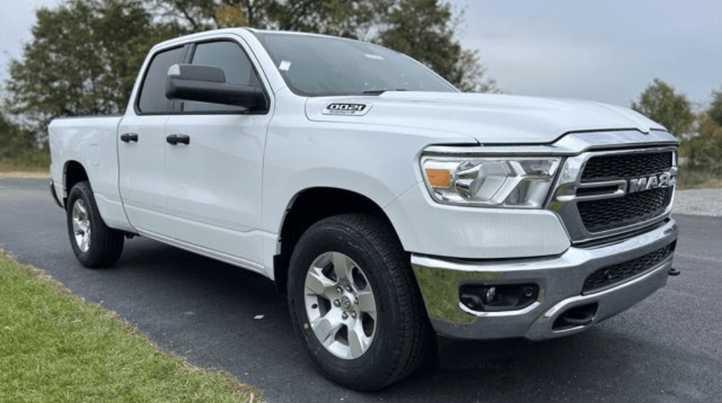 2024 RAM 1500 | Quad Cab | 4WD | Tradesman - New Work Trucks