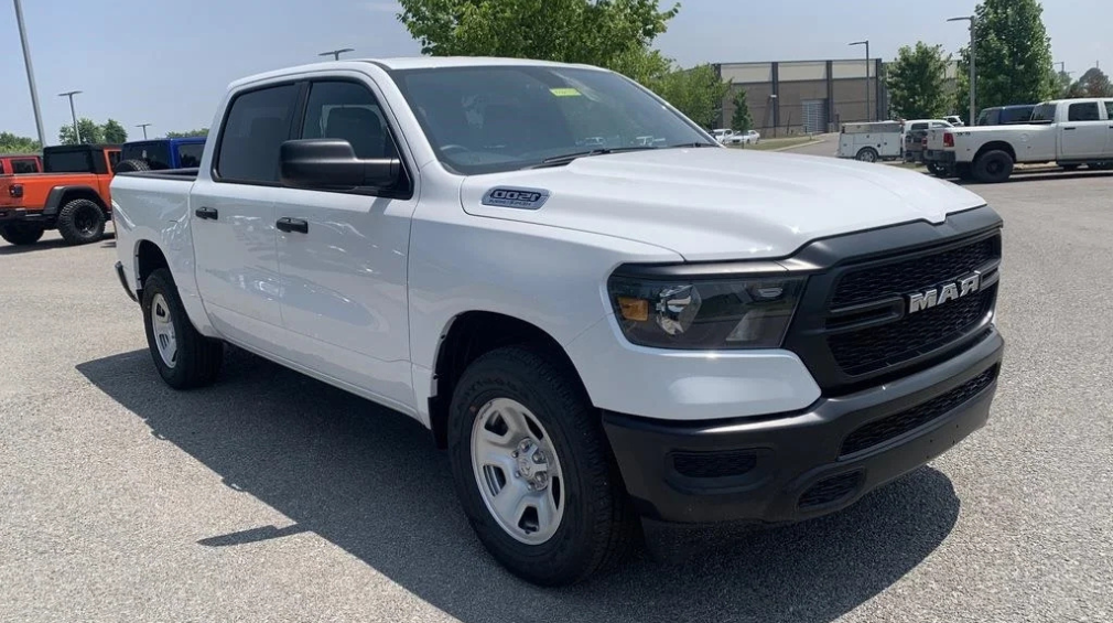 white pick up truck