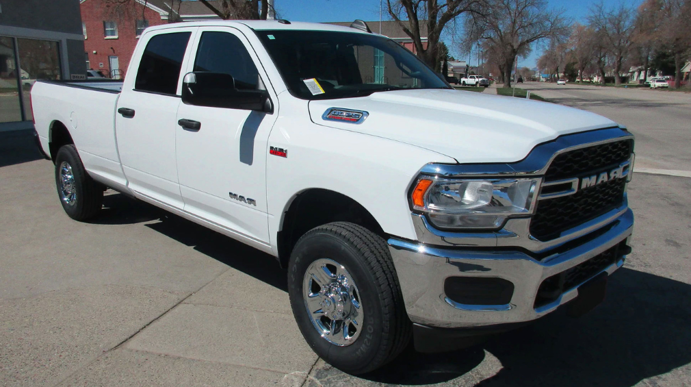 white pick up truck